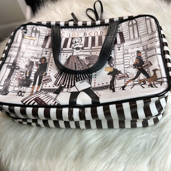 EUC HENRI BENDEL MEGAN HESS TRAVEL CASE - Picture 11 of 16